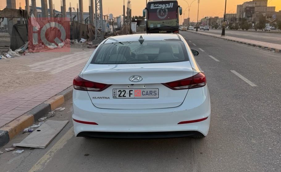 هیوندای ئەلەنترا